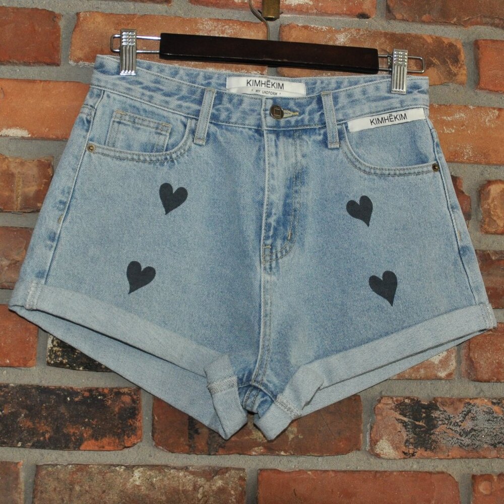 Kimhekim My Uniform, High Rise, Jeans Heart Stamped Denim Shorts M Mint Cond.